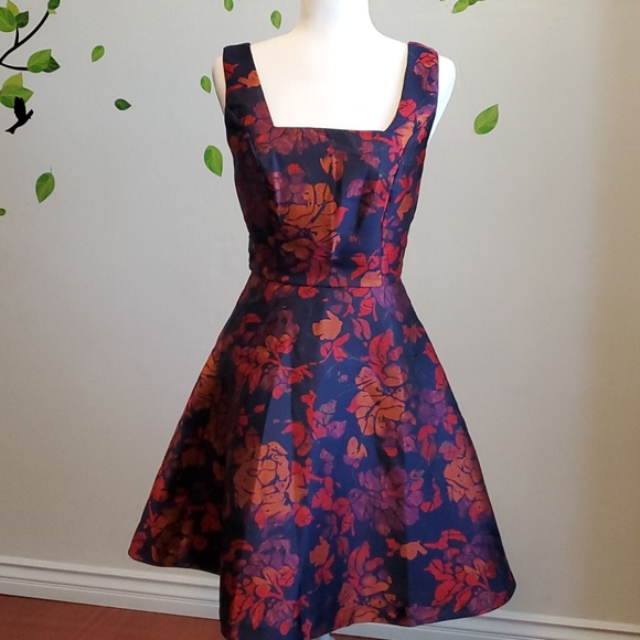 Modcloth RSVP Ready Sleeves Dress Size 4 - Picture 2 of 7